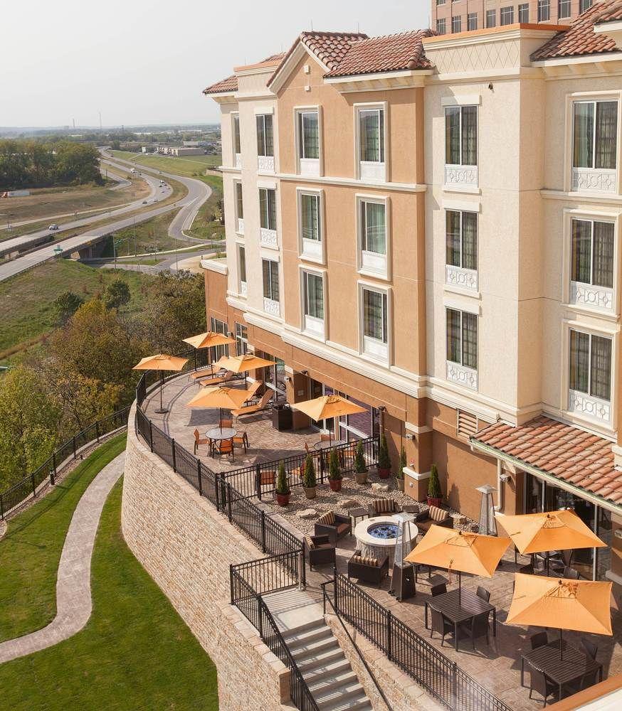 Courtyard Kansas City At Briarcliff Exterior photo